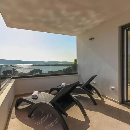 Pergosa With Sea View And Sauna Casa de Férias Pomer