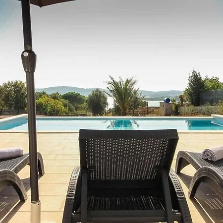 Casa de Férias Pergosa With Sea View And Sauna Pomer